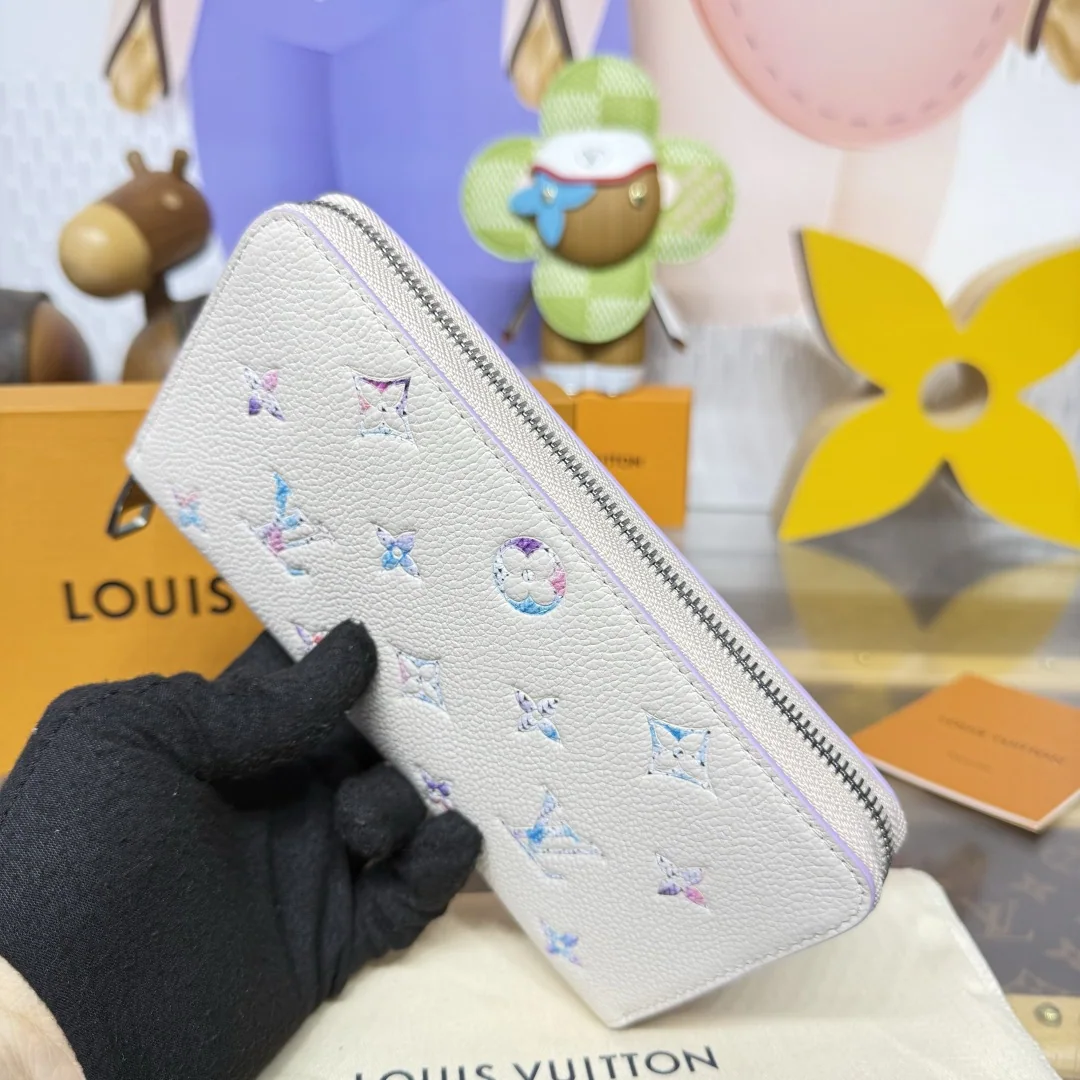 루이비통 모노그램 모노크롬 쿼츠 가죽 지갑 상세 이미지 5