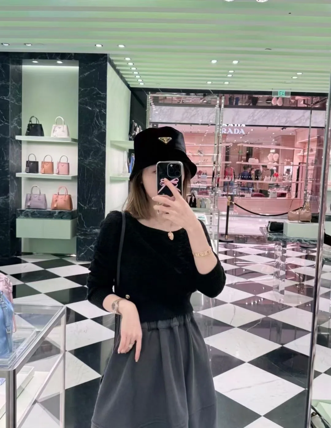 프라다 코듀로이 베이스볼 캡 상세 이미지 3