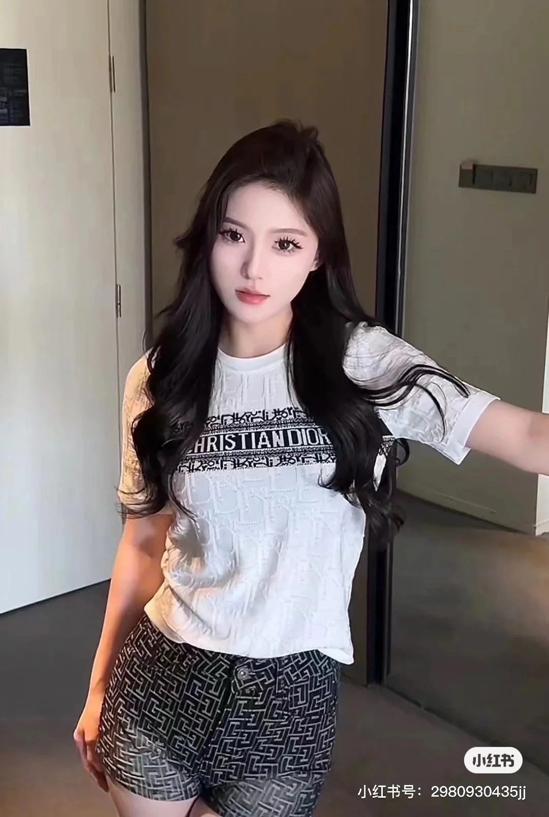 디올 컬러 블록 로고 니트 반팔 티셔츠 상세 이미지 1