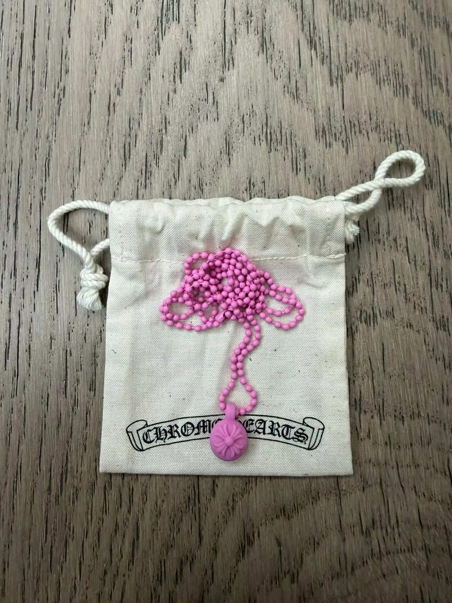 크롬하츠 크로스볼 수지 목걸이 상세 이미지 2
