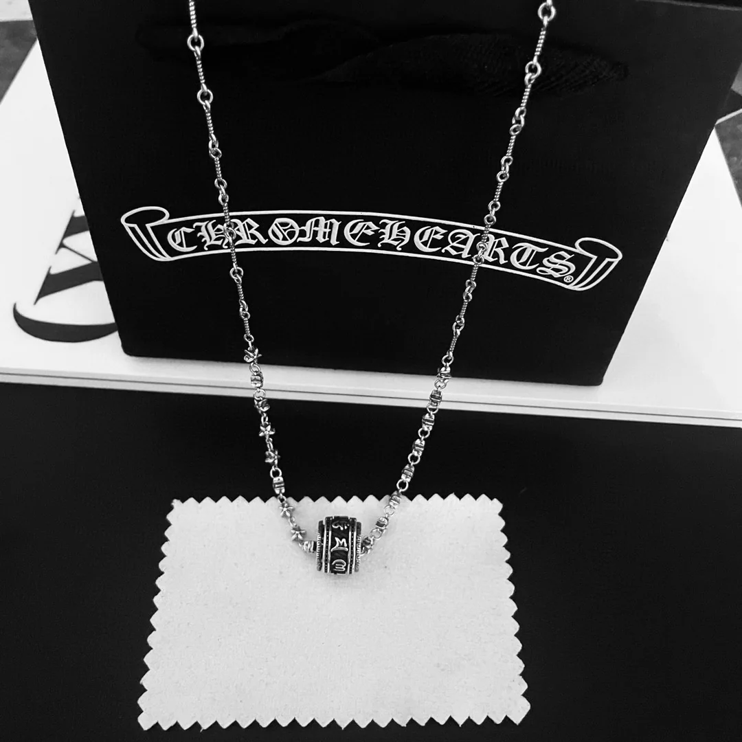 크롬하츠 레트로 산스크리트 서클 펜던트 목걸이 상세 이미지 3