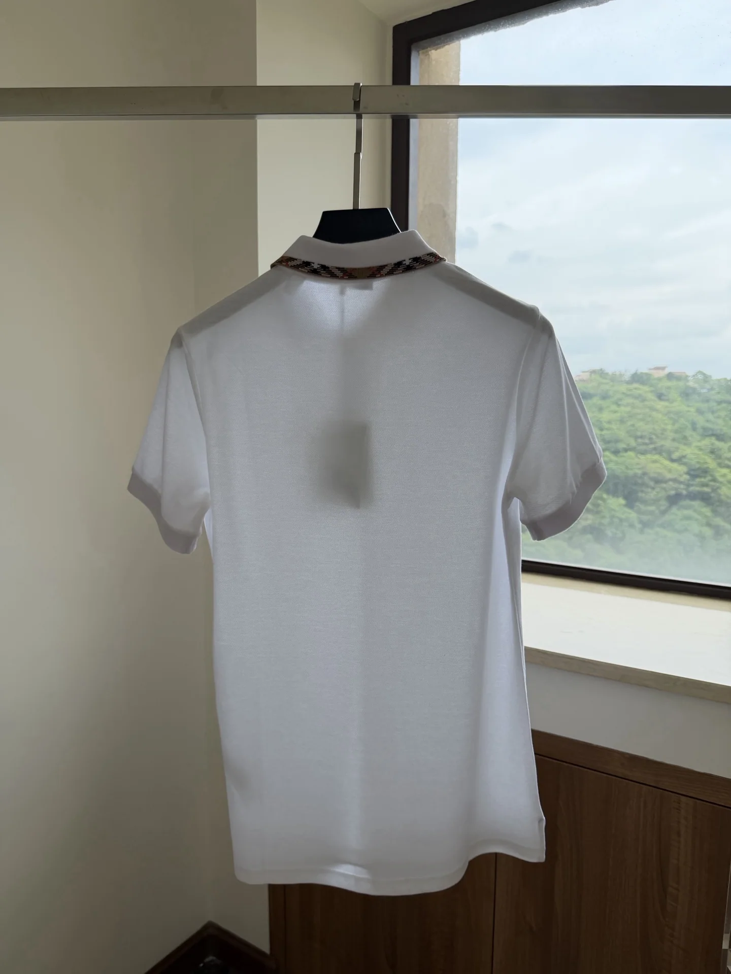 버버리 클래식 체크 카라 남성 반팔 티셔츠 상세 이미지 6