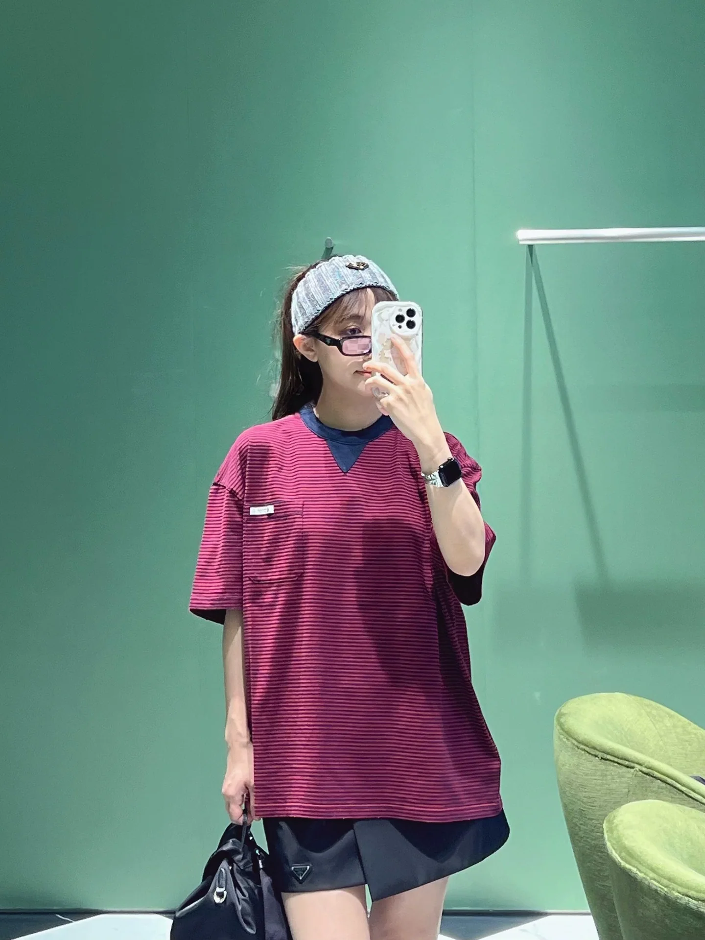 프라다 스트라이프 오버핏 반팔 티셔츠 2026 SS 상세 이미지 1