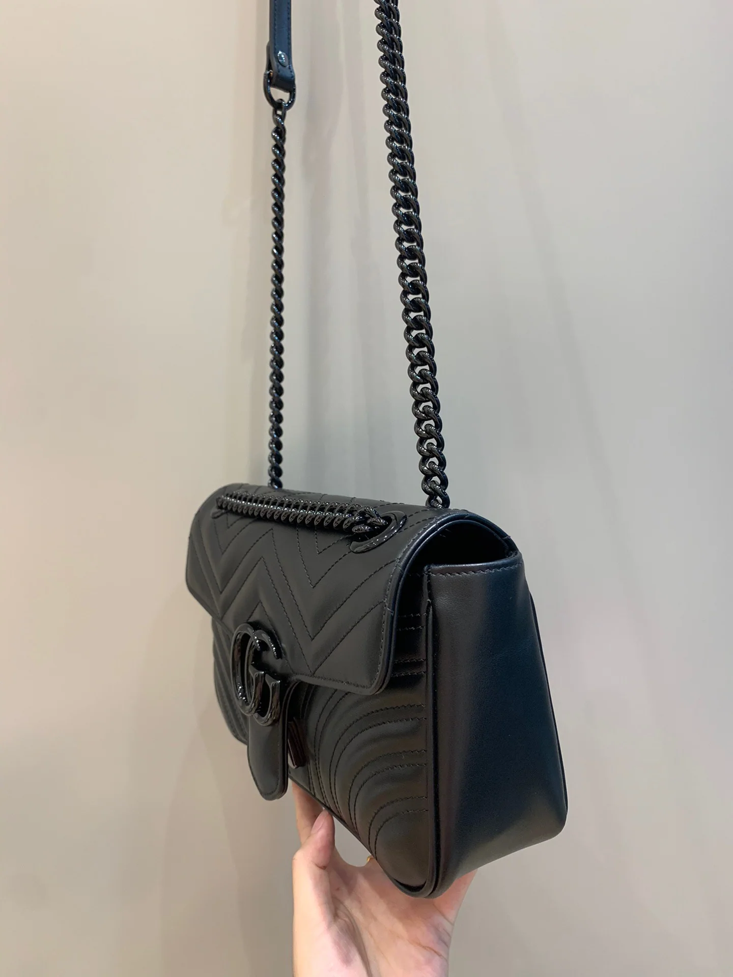 구찌 마카롱 블랙 가죽 숄더백 26CM443497 상세 이미지 7
