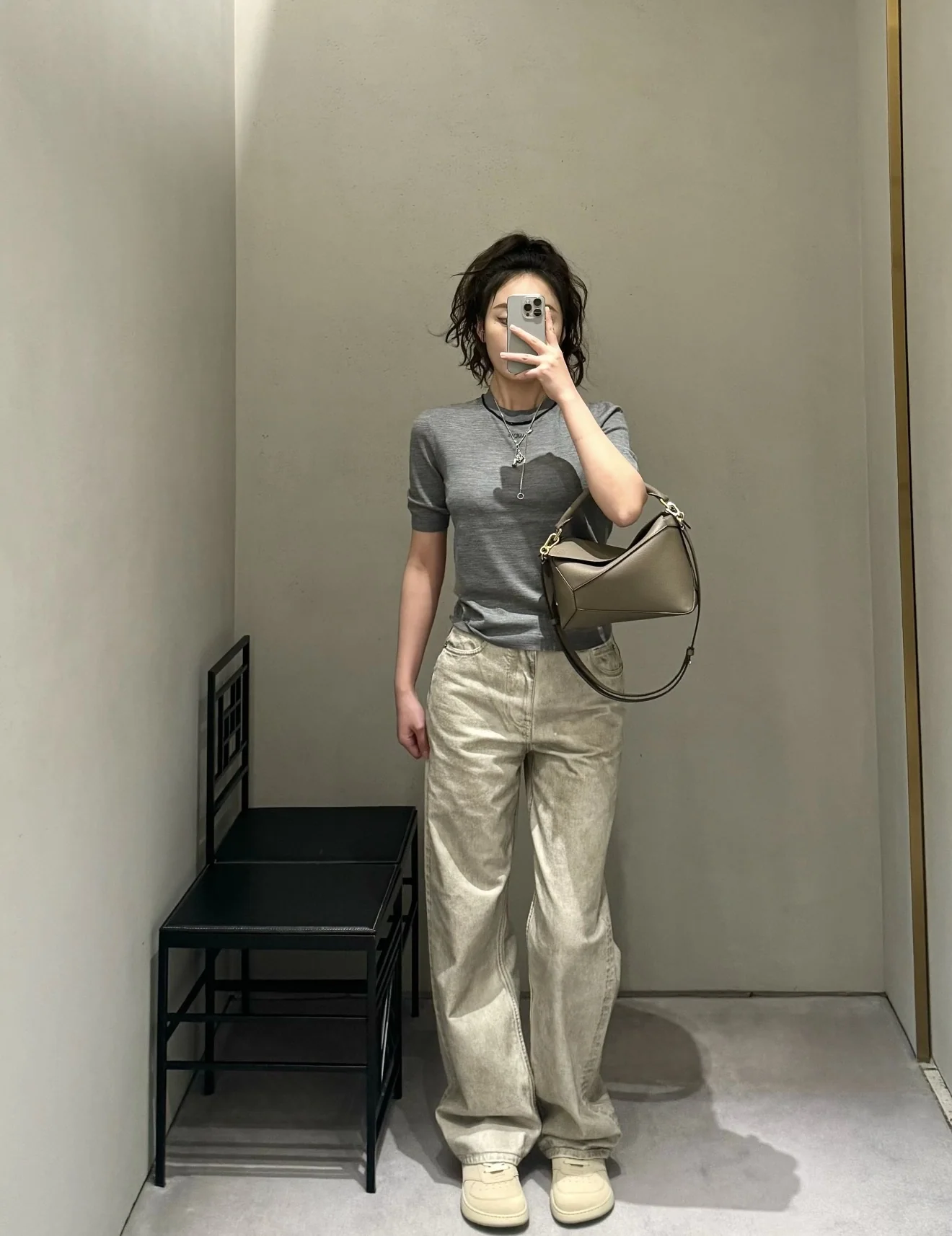 로에베 자수 타이다이 반팔 티셔츠 상세 이미지 2