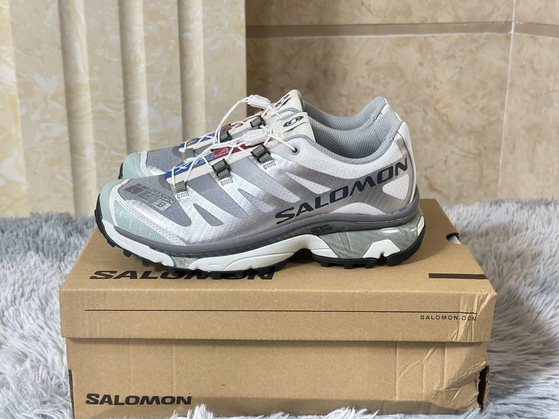 살로몬 XT-4 OG 남성 신발 상세 이미지 3