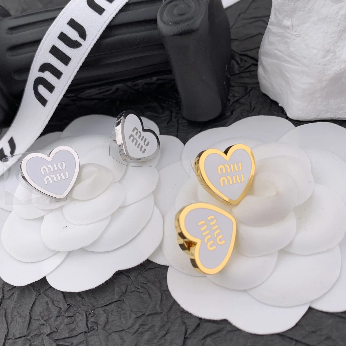 미우미우 귀걸이 61204 Miu Miu Earrings 상세 이미지 2