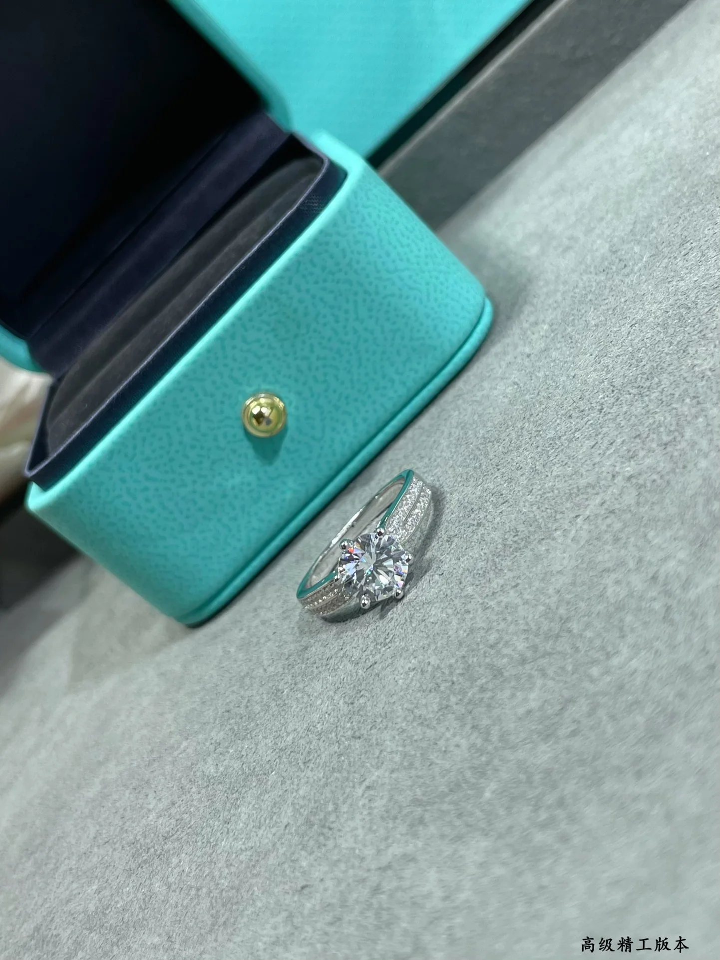 티파니 스타라이트 6 발 클로 2 캐럿 다이아몬드 반지 상세 이미지 4