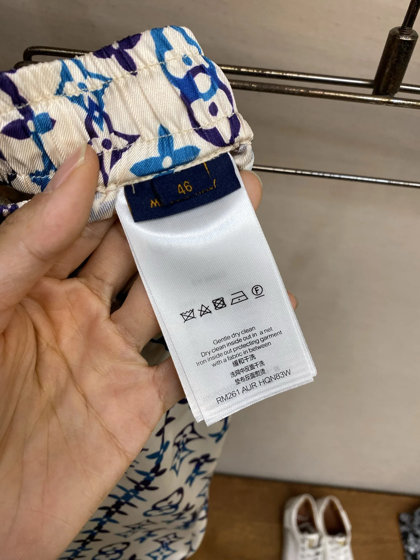 루이비통 프린트 뽕나무 실크 남성 반바지 P280 상세 이미지 6