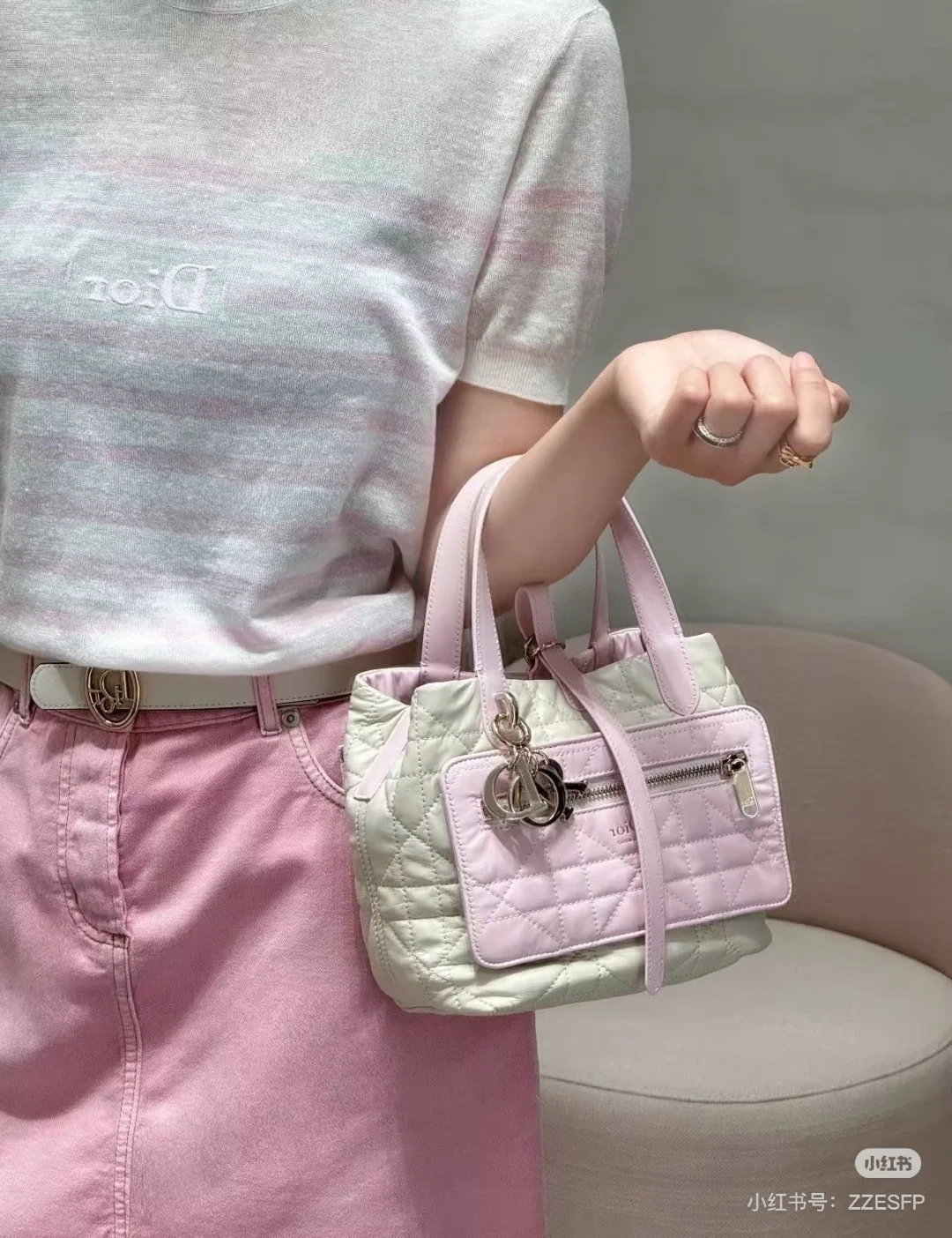 디올 린넨 혼방 스트라이프 니트 반팔 티셔츠 상세 이미지 6