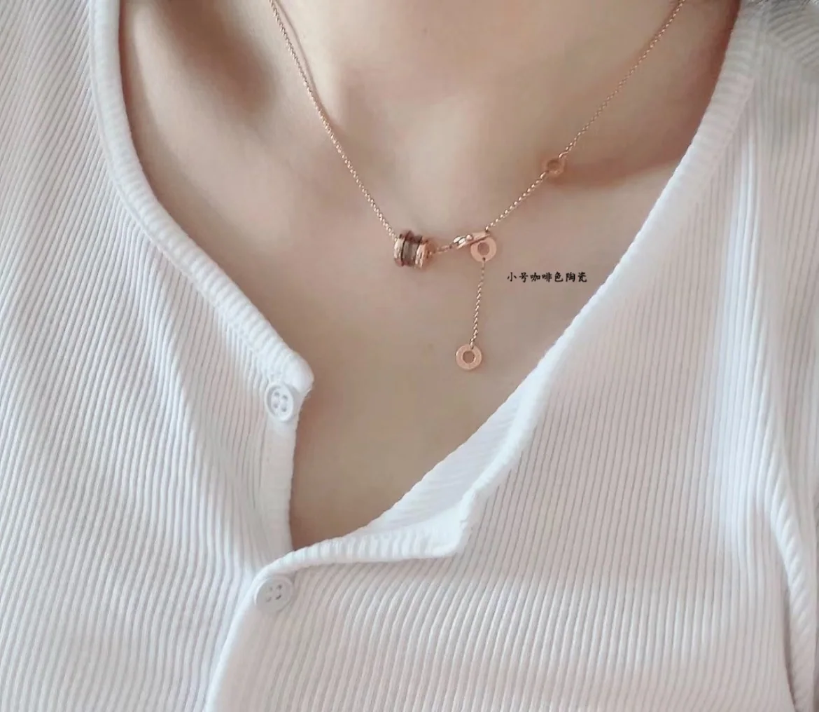 불가리 커피색 세라믹 목걸이 상세 이미지 1