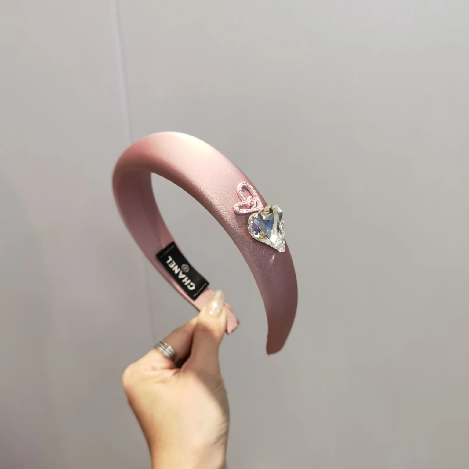 샤넬 큐빅 장식 헤어밴드 상세 이미지 2