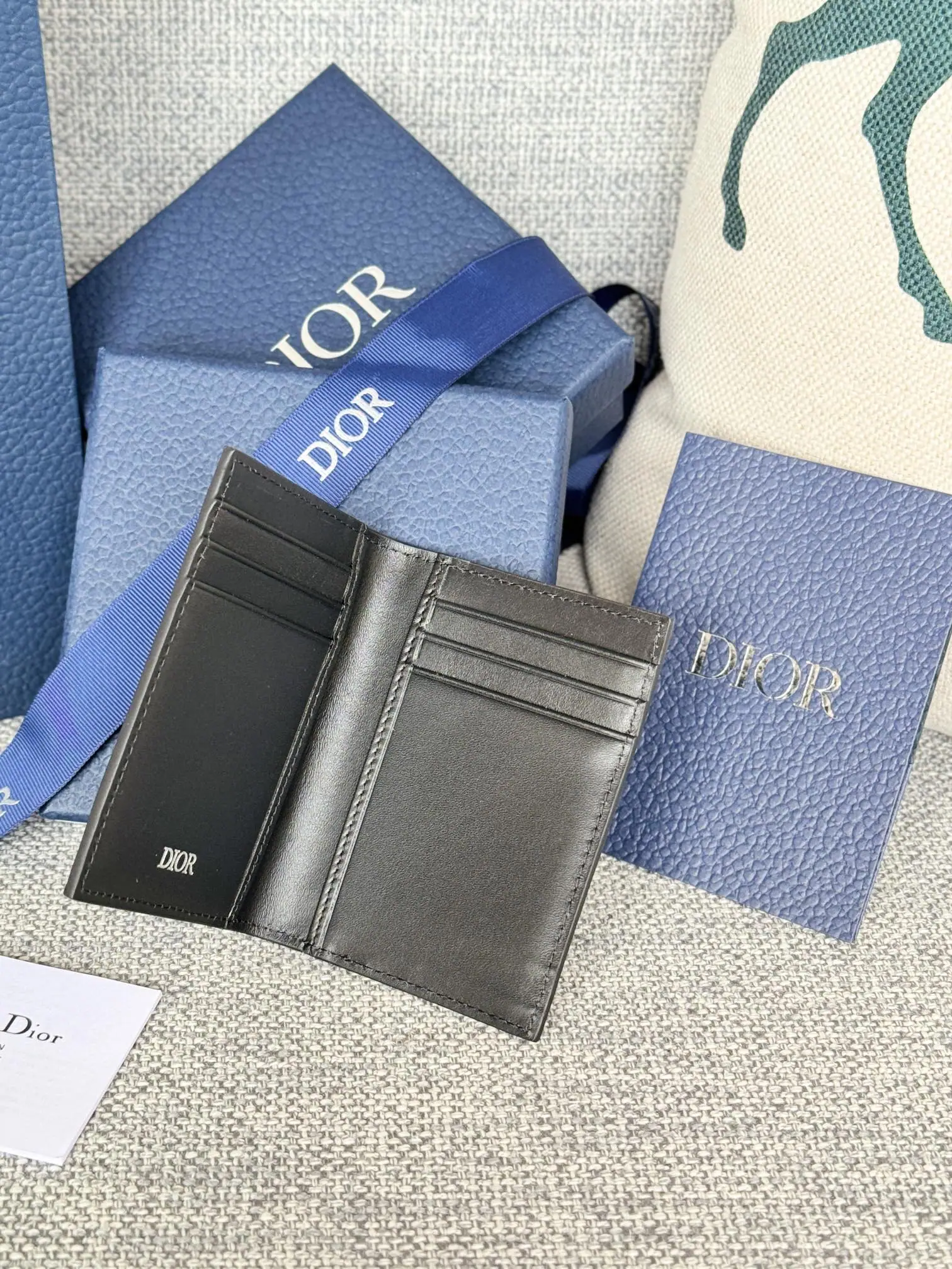 디올 오블리크 프린트 가죽 세로형 카드 지갑 상세 이미지 8