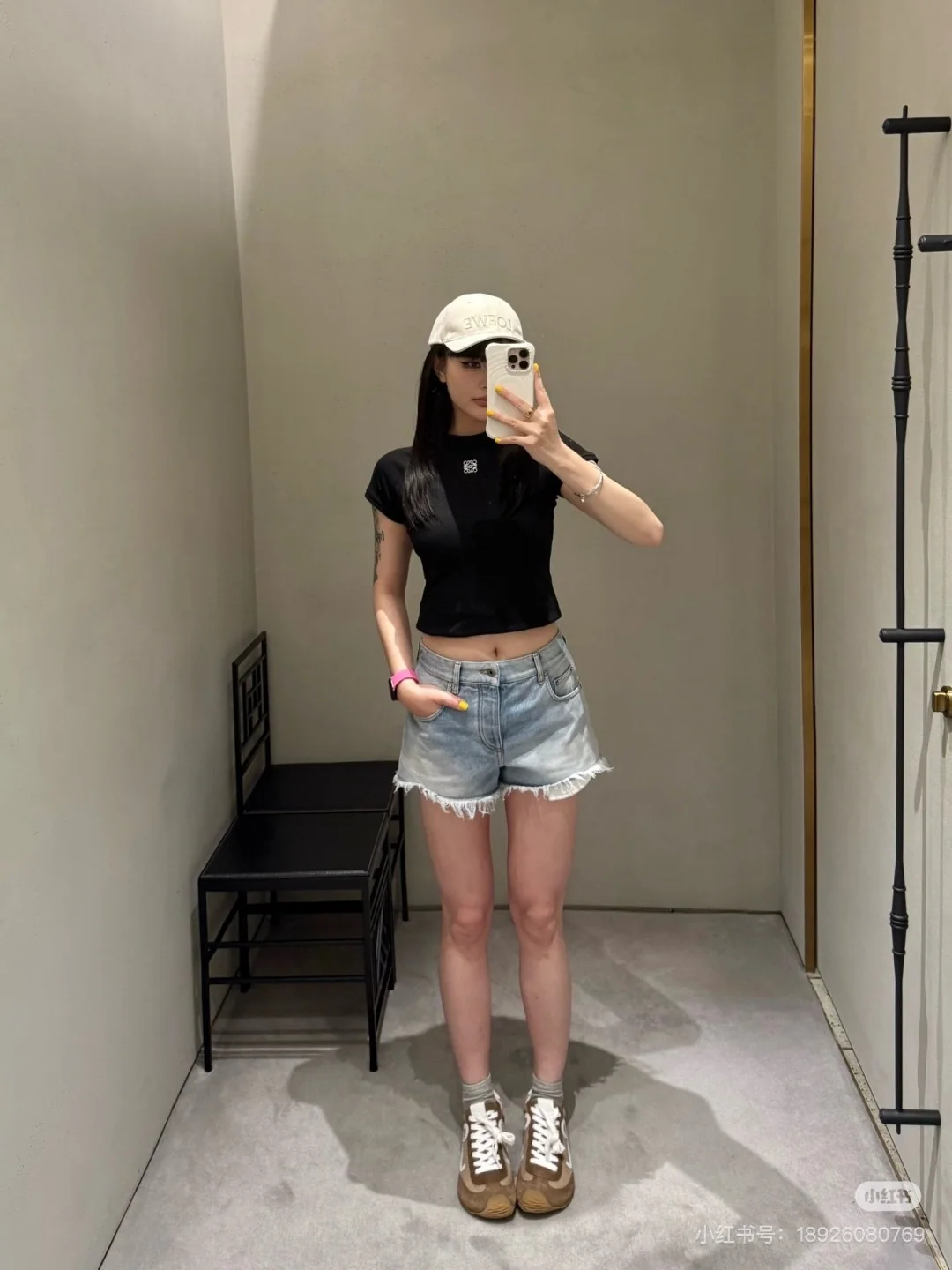 로에베 여성 반팔 티셔츠 상세 이미지 2