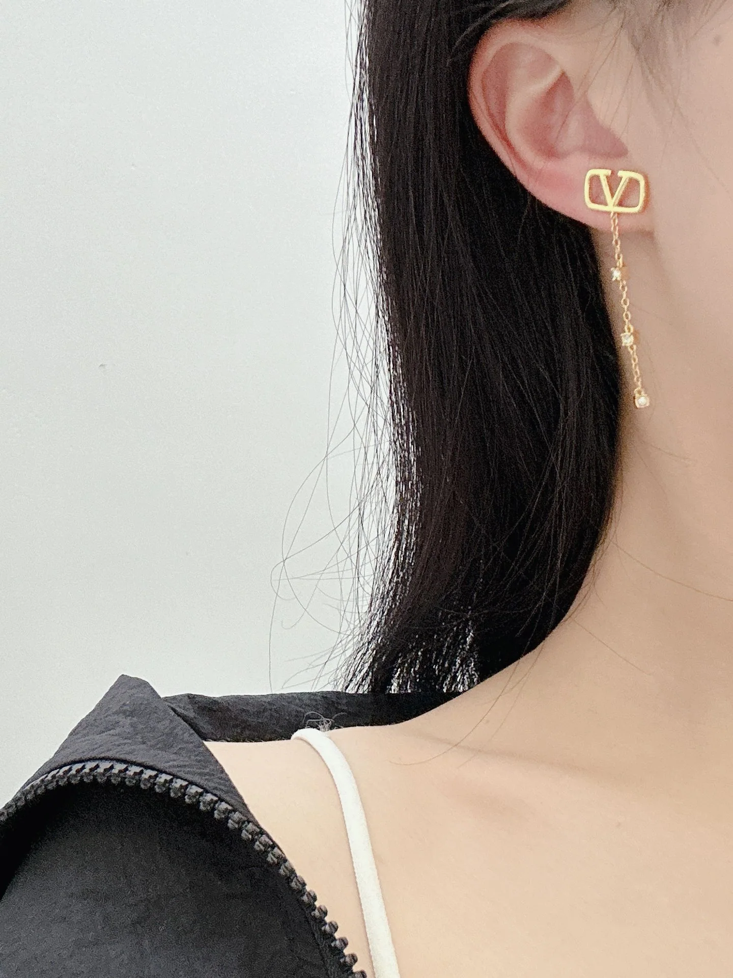 발렌티노 황동 귀걸이 상세 이미지 1