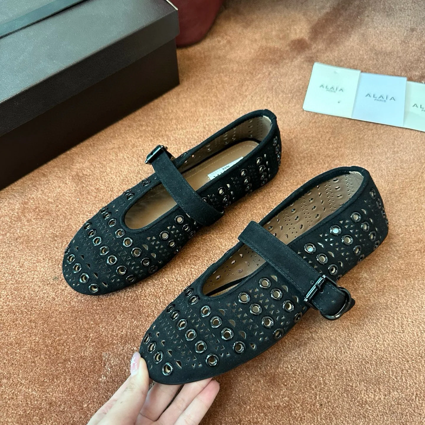 알라이아 메시 짜임 발레 슈즈 상세 이미지 2