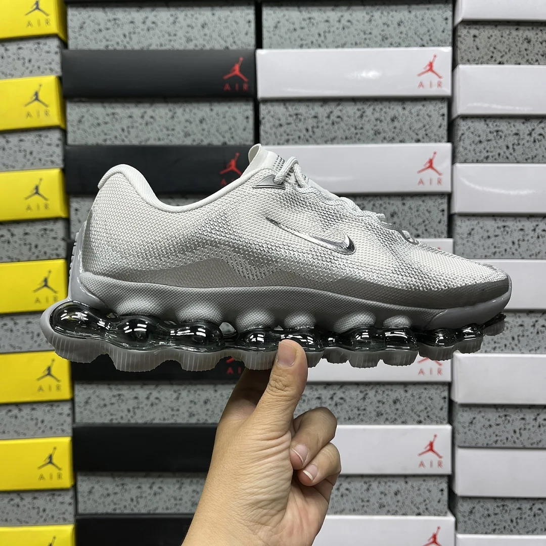 나이키 [EG] 에어 화이트 실버 그레이 IQ7634-007 201670 Nike Air Liquid Max 상세 이미지 9