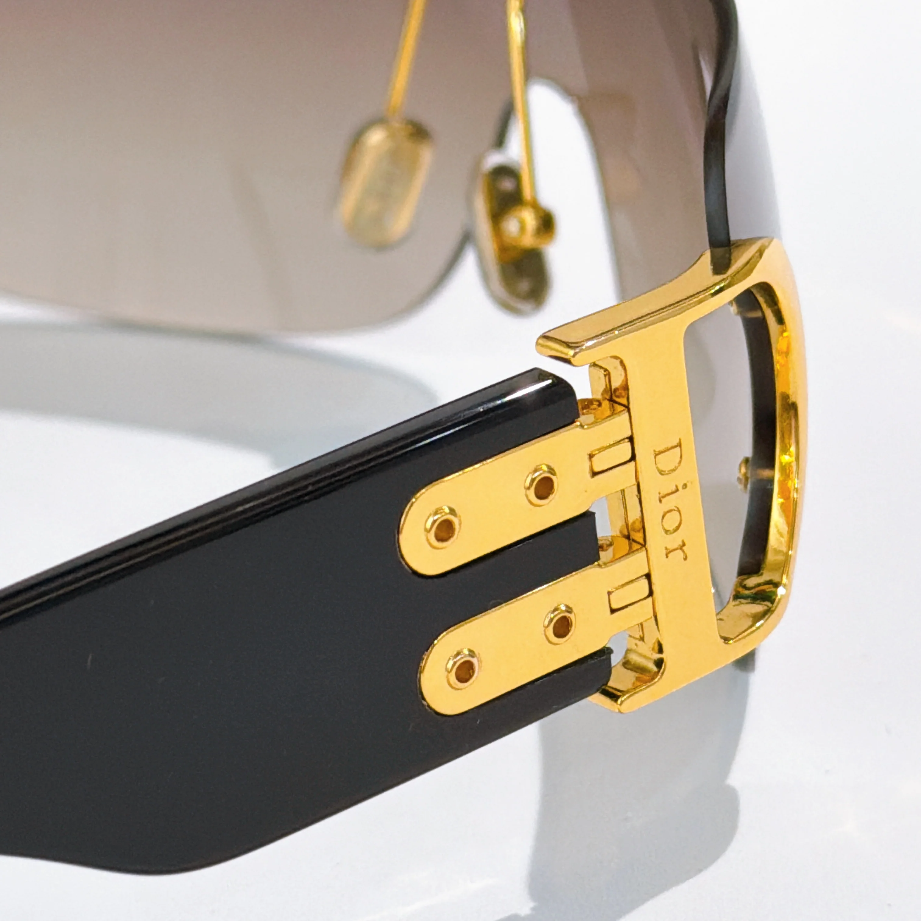 디올 선글라스 60466 Dior Sunglasses 상세 이미지 17