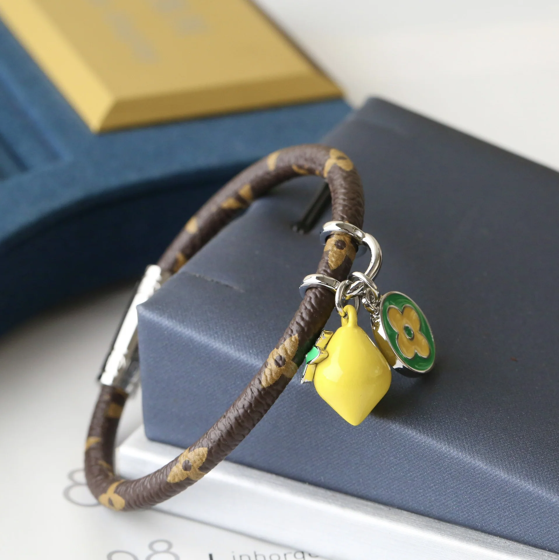루이비통 팔찌 64167 Louis Vuitton Bracelet 상세 이미지 6