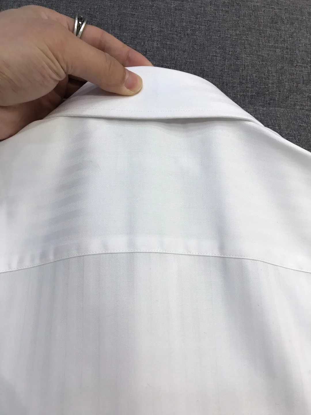 로로피아나 코튼 자카드 긴팔 셔츠 남성 상세 이미지 5