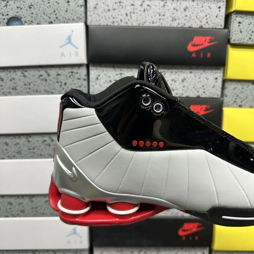 나이키 [PH] 샥스 AT7843-003 201827 Nike Shox BB4 Black Cement Red 상세 이미지 2