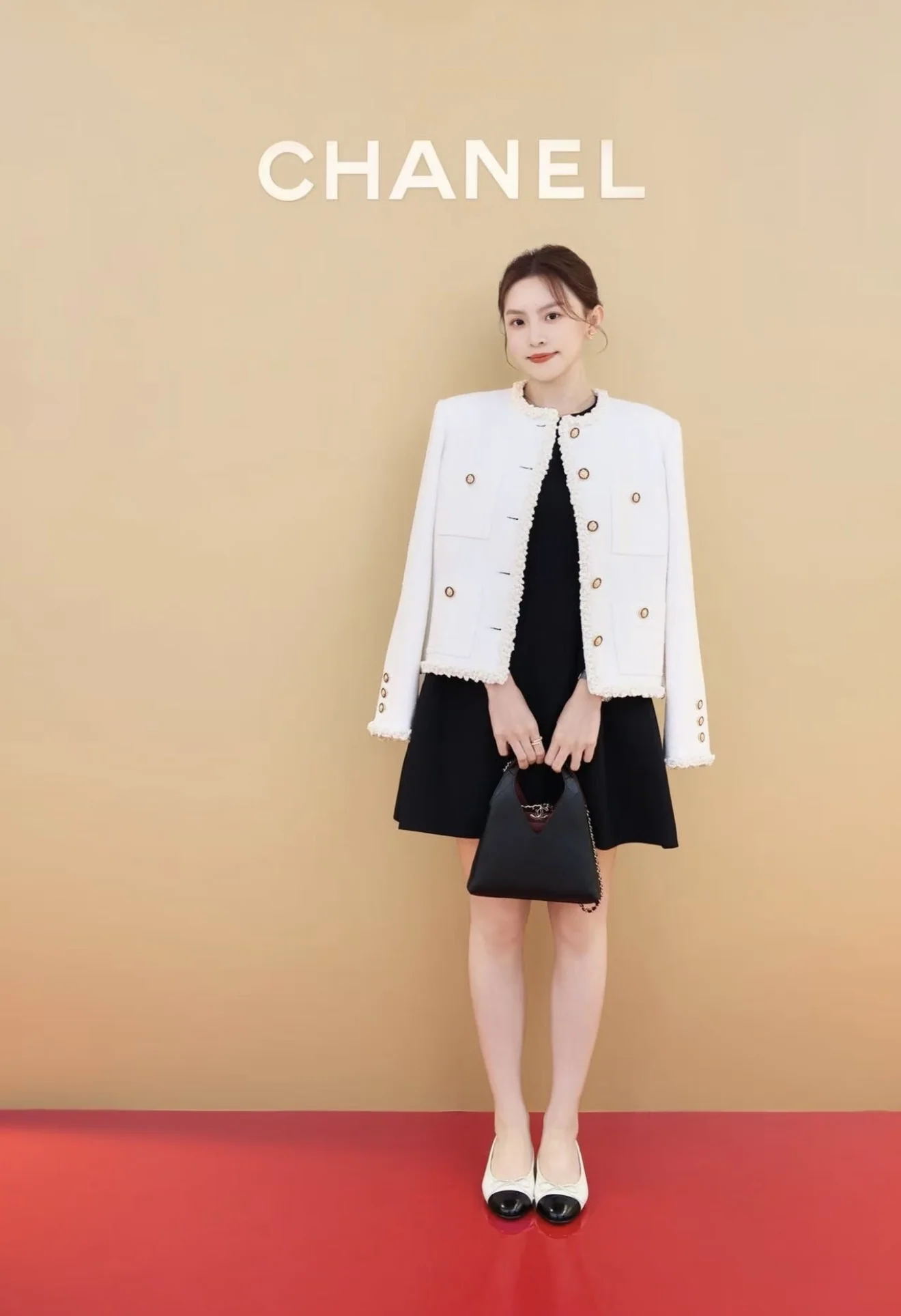 샤넬 라운드넥 4 포켓 여성 자켓 154105