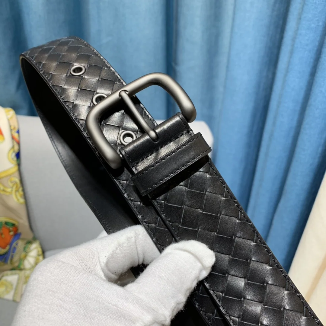 보테가베네타 핸드메이드 송아지가죽 니켈 버클 벨트 상세 이미지 2