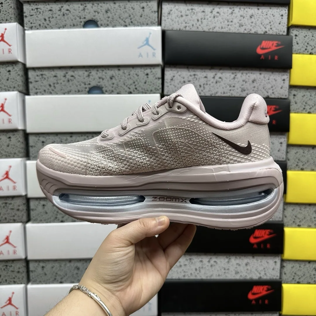 나이키 [M] 보메로 프리미엄 HM5973-607 201661 Nike Vomero Premium Particle Rose Burgundy 상세 이미지 4