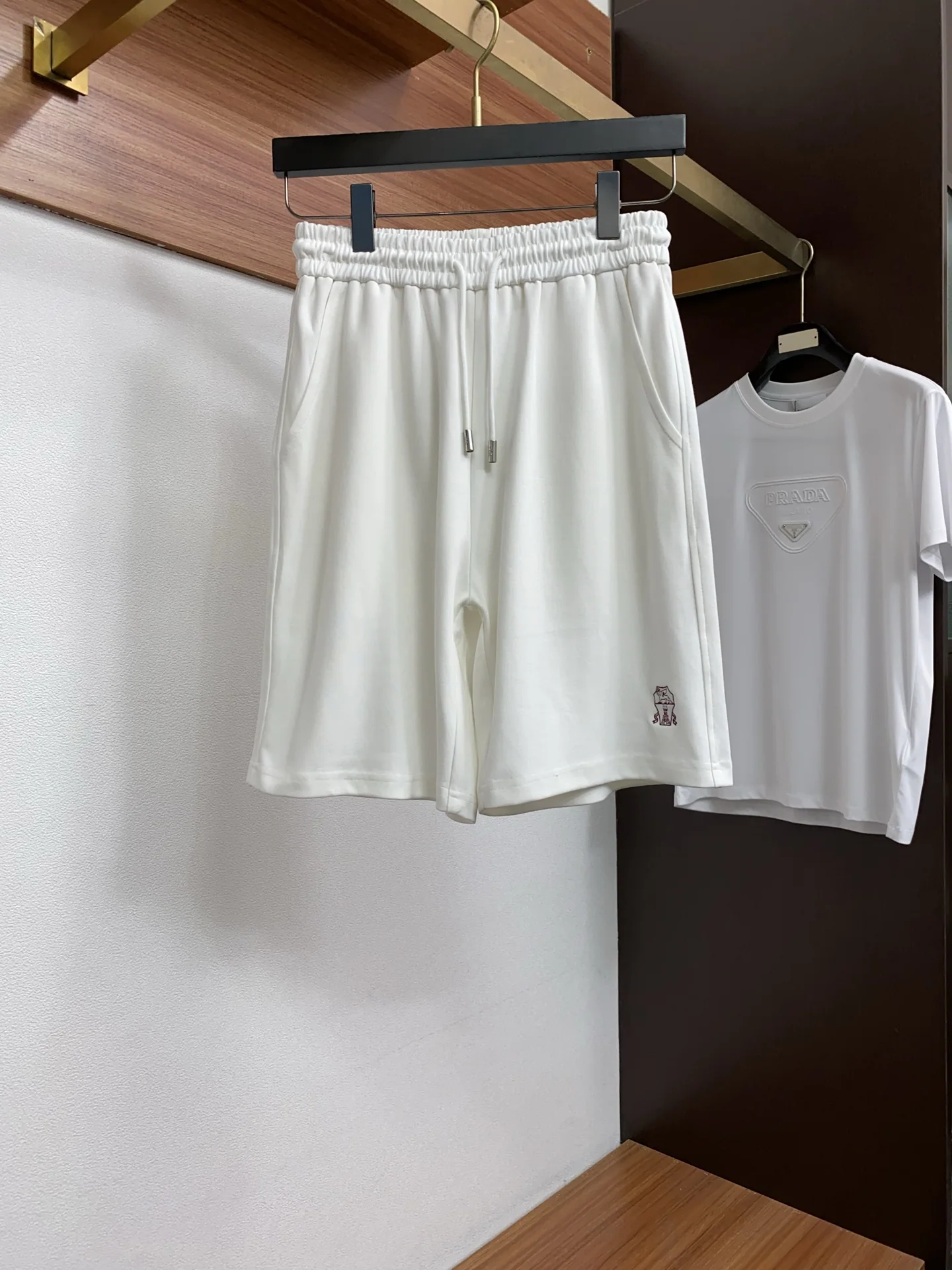 브루넬로쿠치넬리 남성 네이비 크루넥 반팔 티셔츠 상세 이미지 5