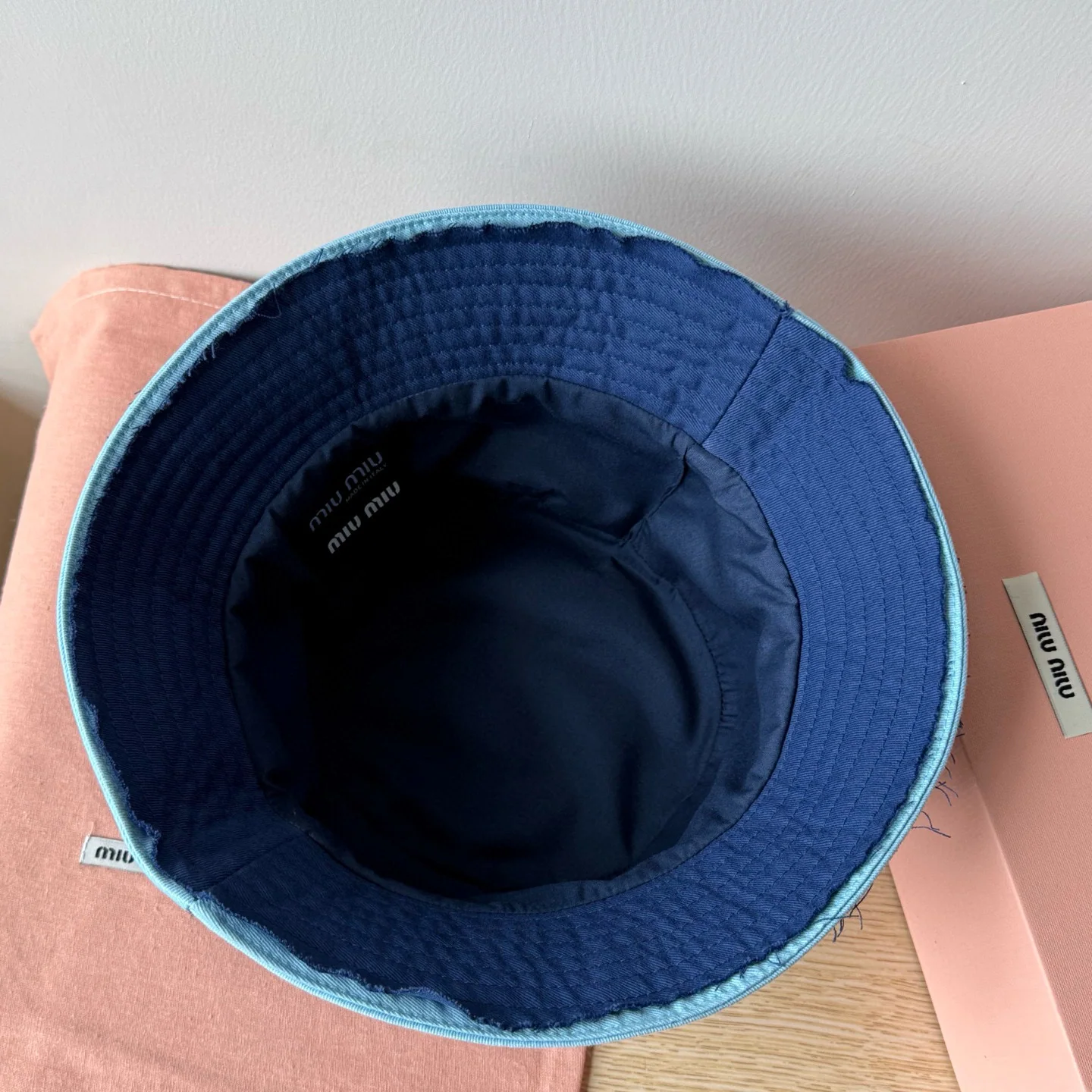 미우미우 모자 80926 Miu Miu Cap 상세 이미지 6