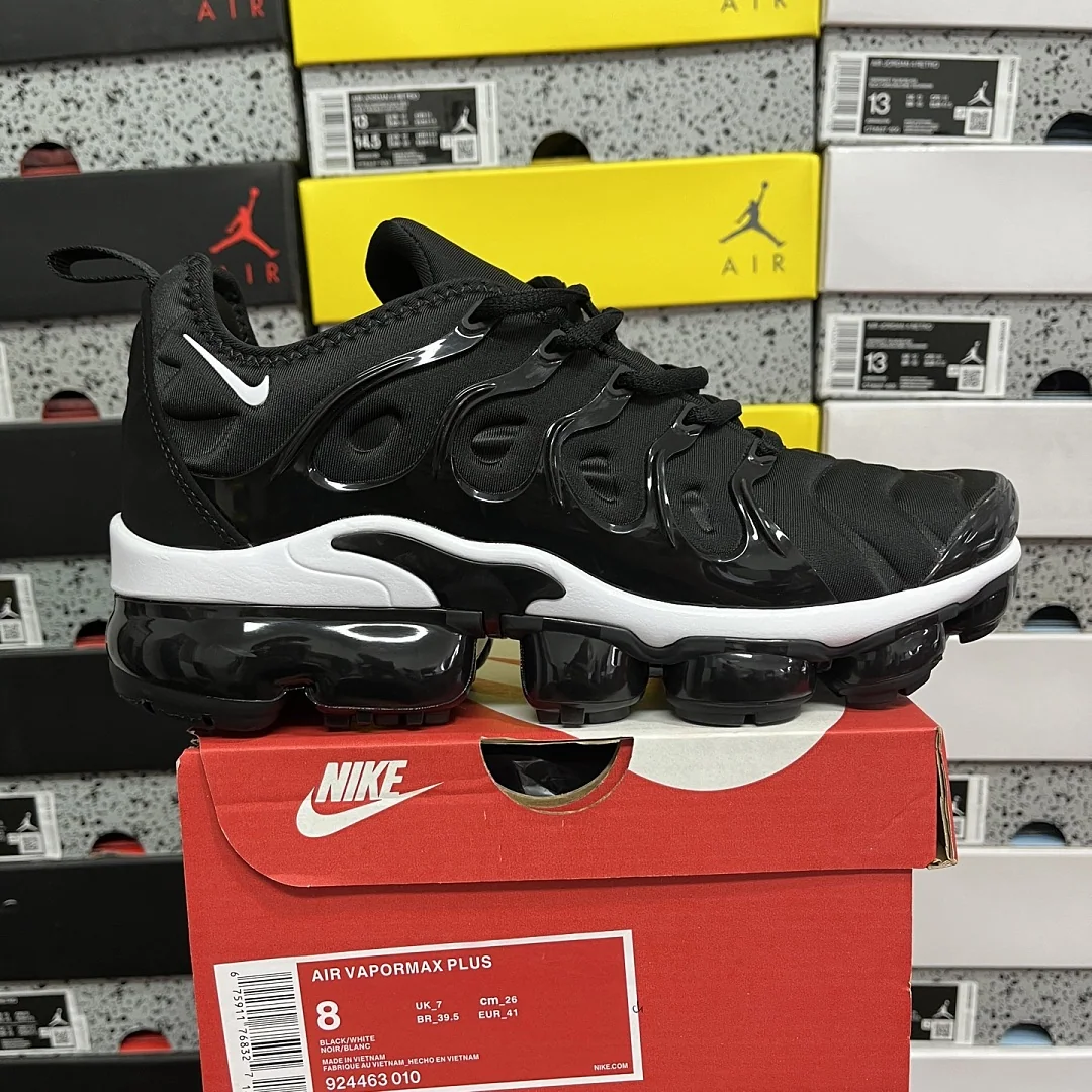 나이키 [OT] 에어 베이퍼맥스 플러스 블랙 화이트 924463-010 201594 Nike Air VaporMax Plus