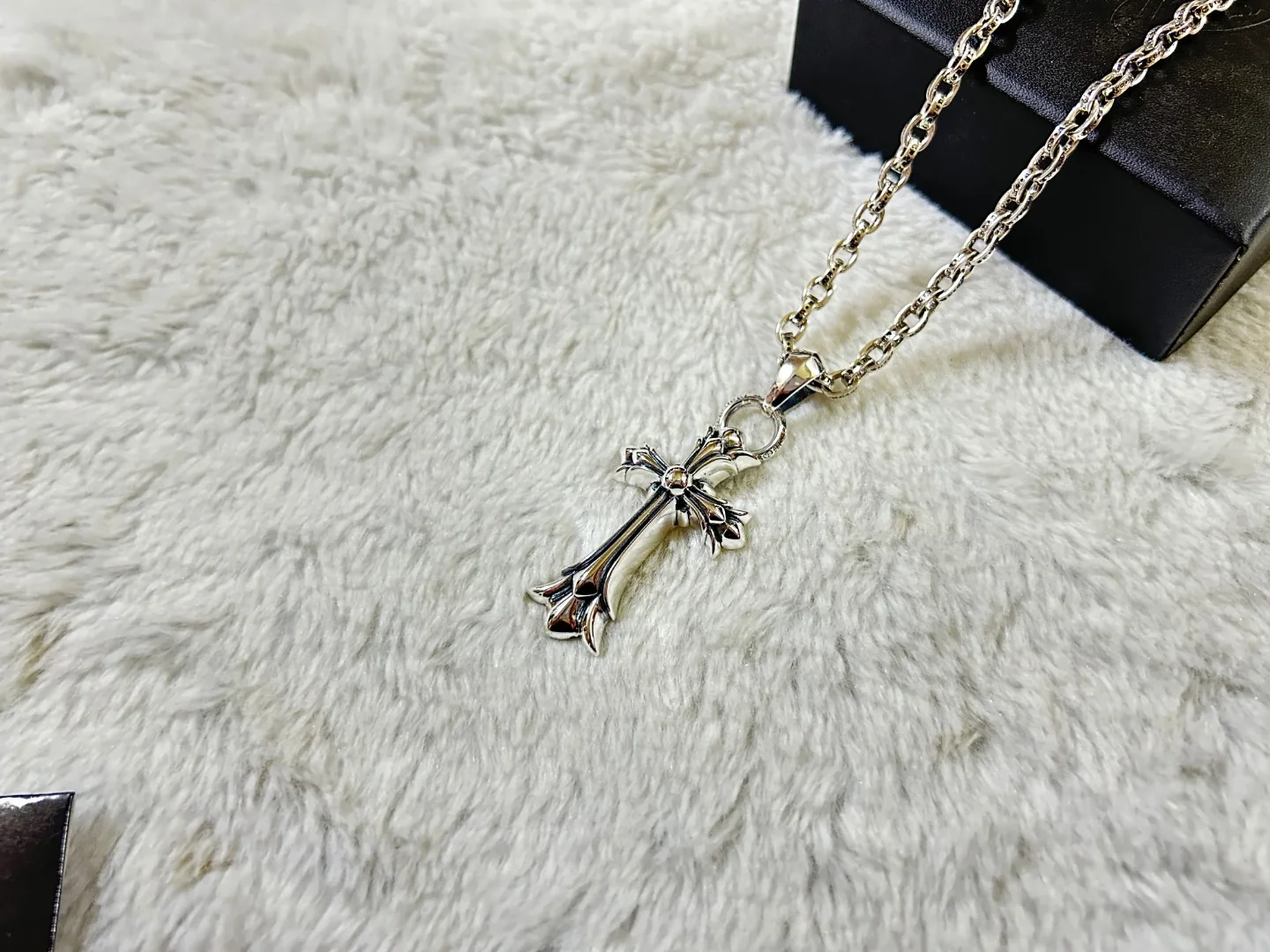크롬하츠 더블 크로스 목걸이 상세 이미지 3