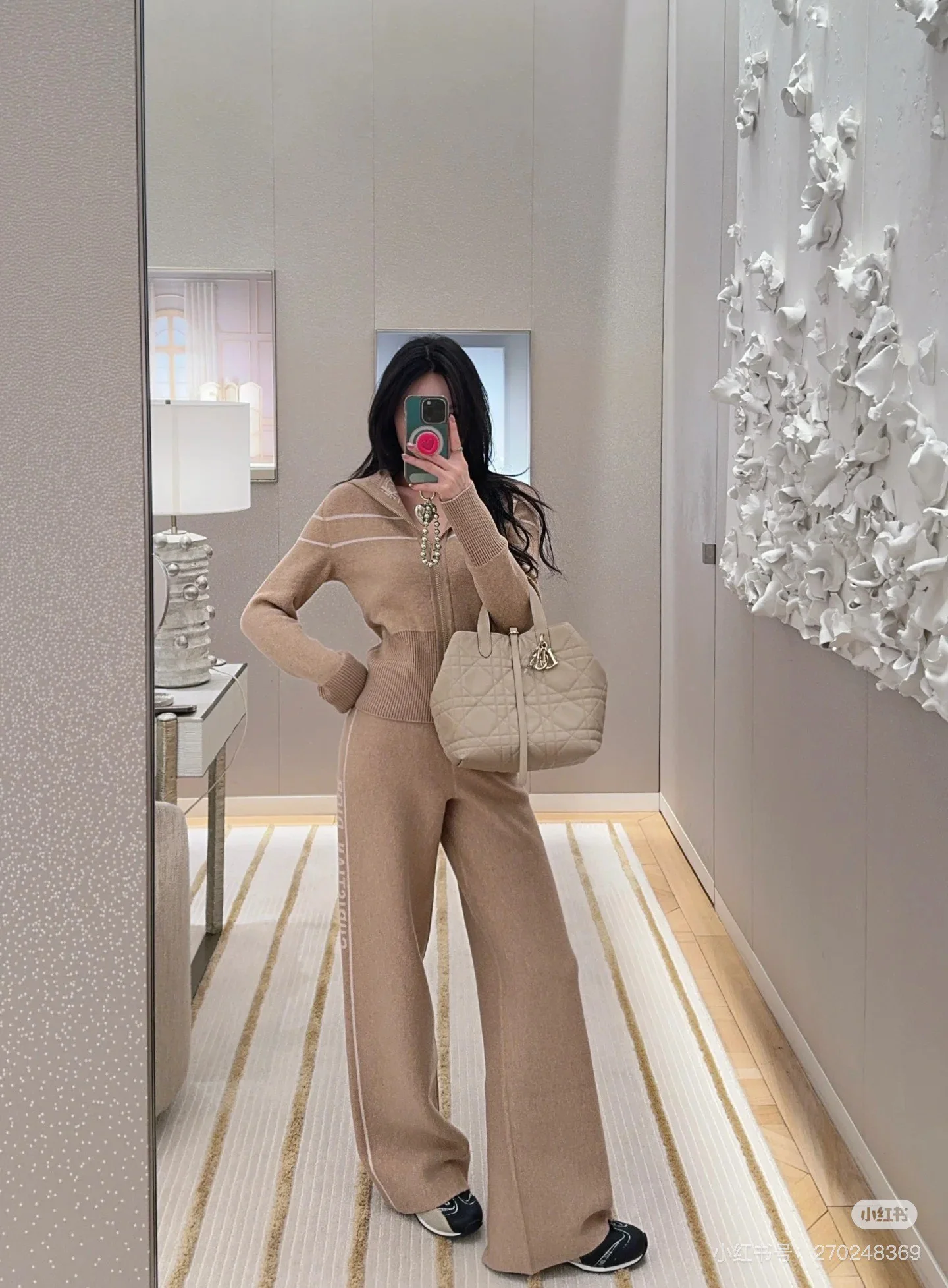 디올 모노그램 레터 후드 리버서블 울 코트 세트 상세 이미지 5