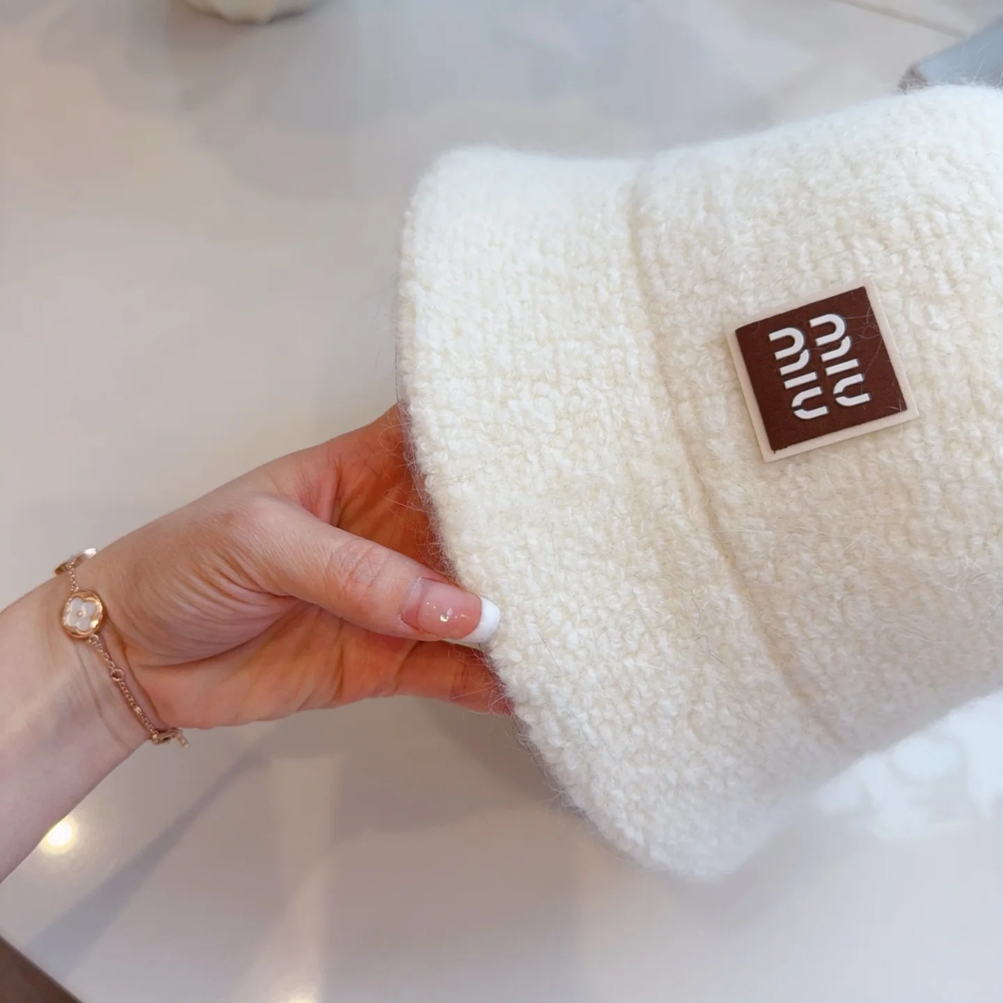 미우미우 모자 81329 Miu Miu Cap 상세 이미지 5