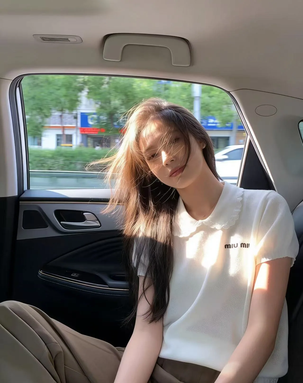 미우미우 피터팬 카라 레이스 니트 여성 반팔 상세 이미지 1