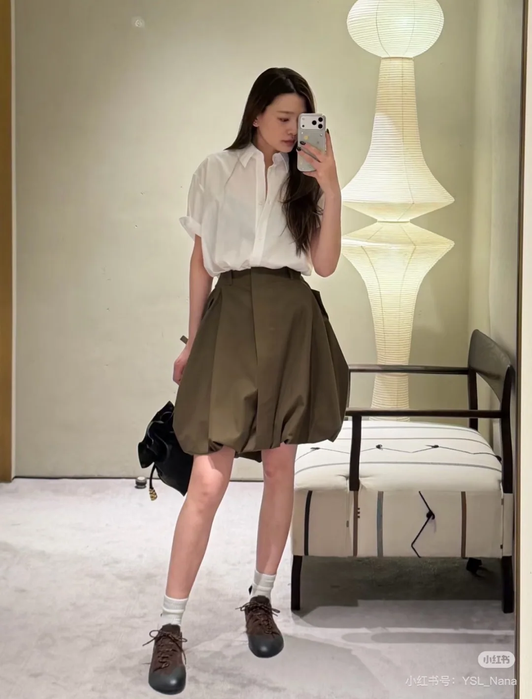 로에베 오리브 그린 불규칙 튤립 스커트 상세 이미지 3