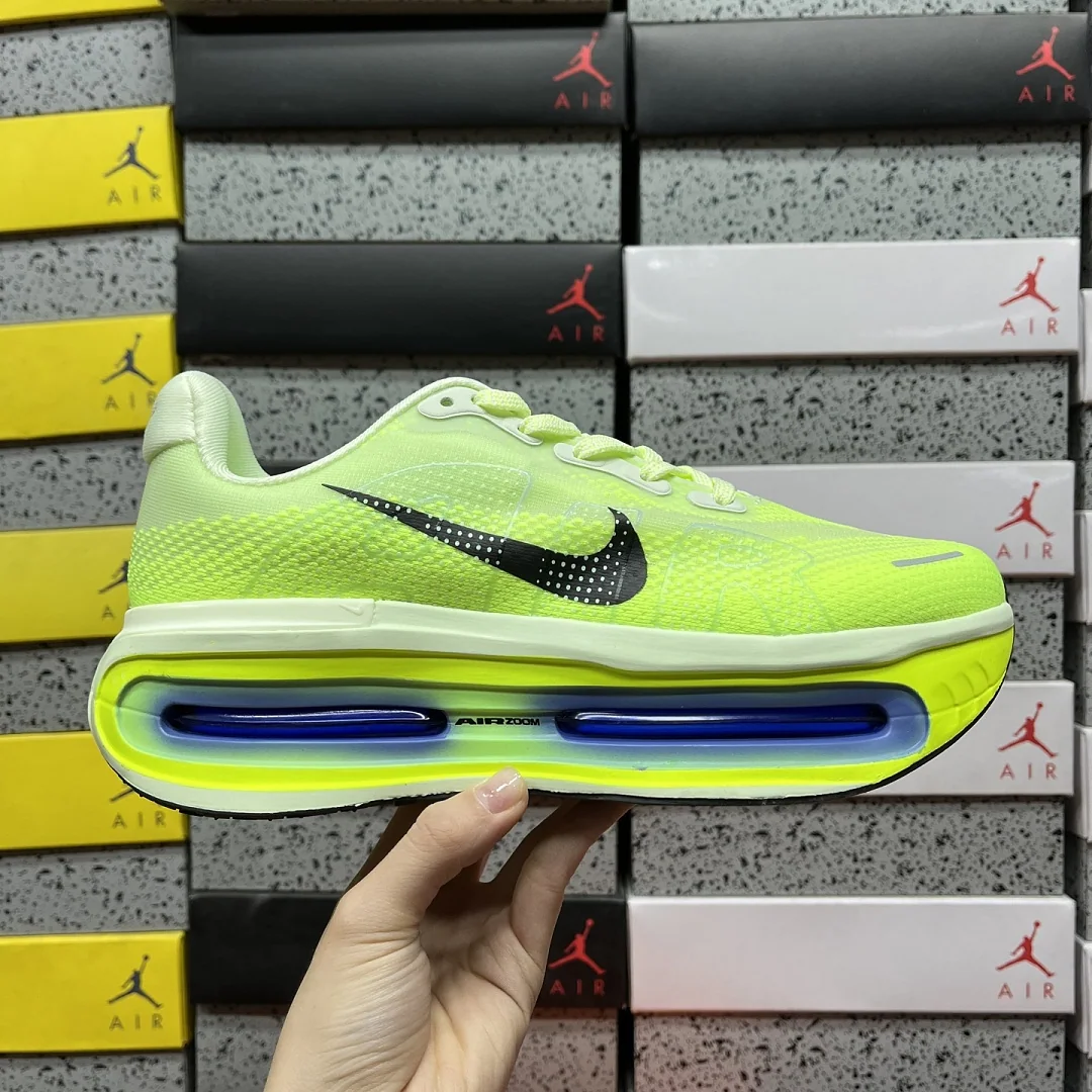 나이키 [CG] 보메로 프리미엄 HQ2050-702 202002 Nike Vomero Premium Volt Tint Sapphire 상세 이미지 2