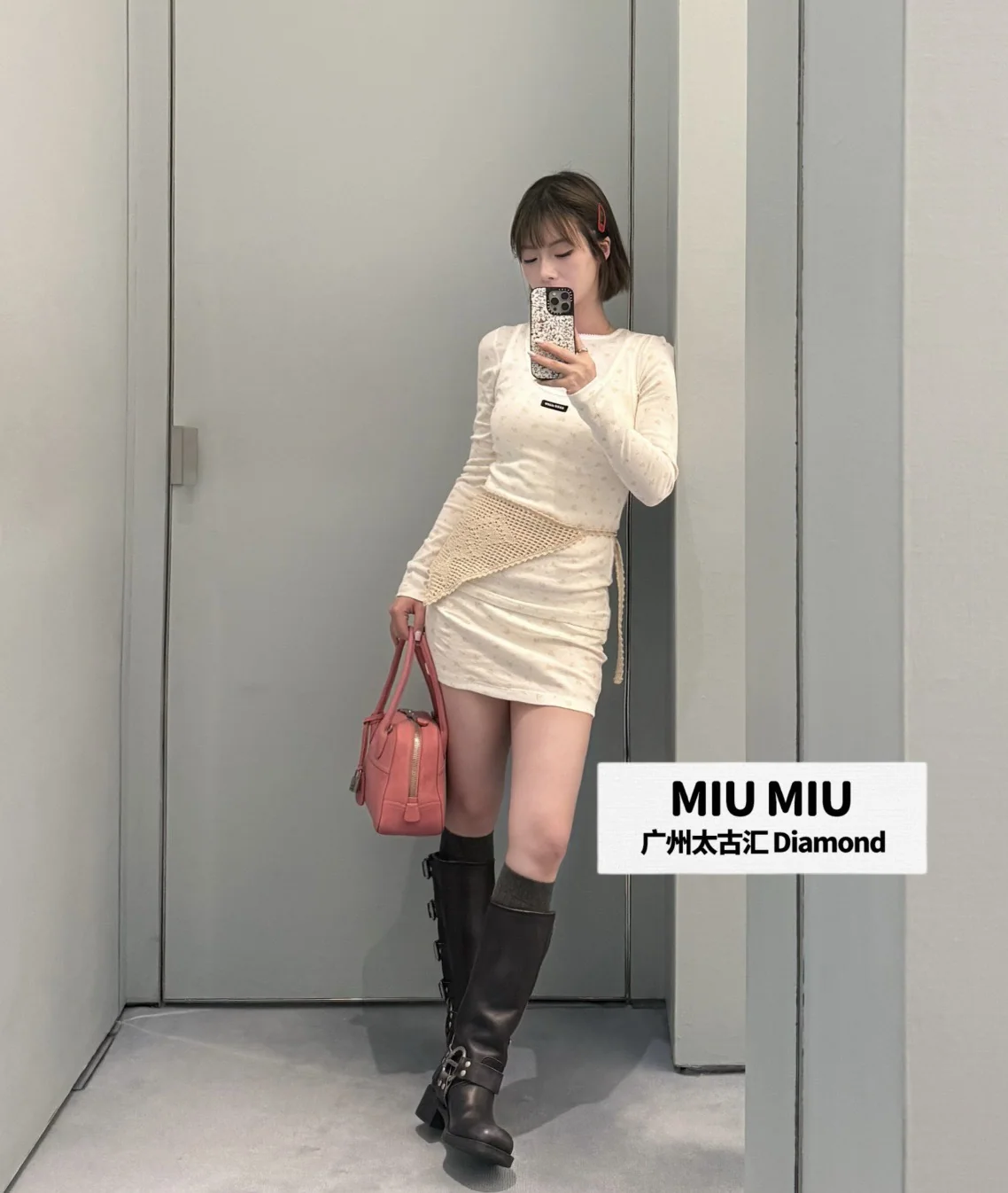 미우미우 플로럴 프린트 여성 민소매 탑 상세 이미지 6