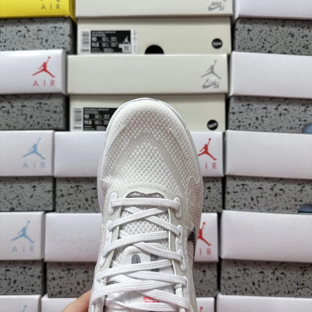 나이키 [5A] 보메로 프리미엄 HQ2050-103 201611 Nike Vomero Premium White Bright Crimson 상세 이미지 2
