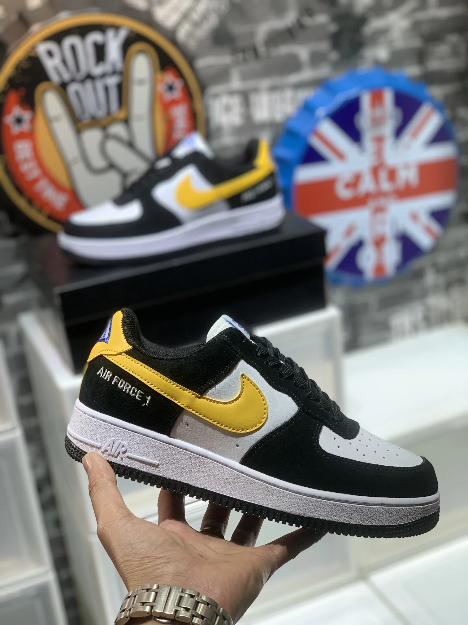 나이키포스 에어 포스 1 로우 스니커즈 상세 이미지 1