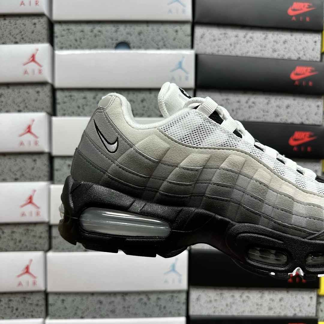 나이키 [KZ2.0] 에어 맥스 95 OG HM4740-007 201561 Nike Air Max 95 OG Big Bubble Granite 상세 이미지 6