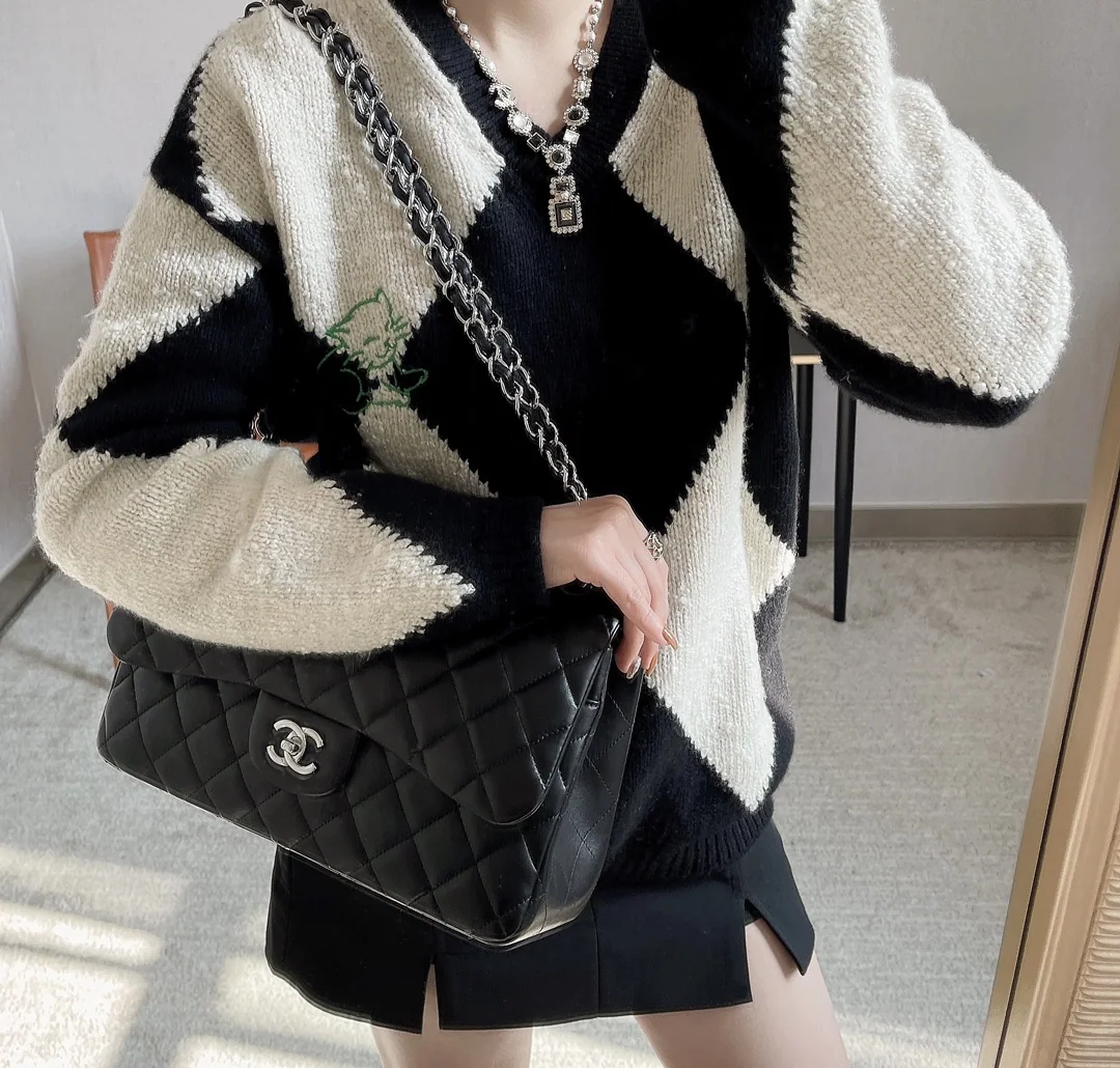 샤넬 클래식 플랩 30 램스킨 호보백 상세 이미지 9