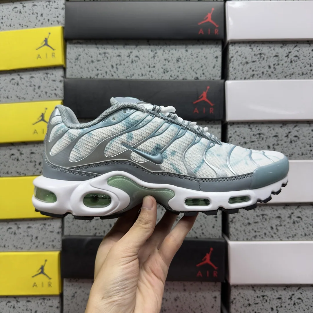 나이키 [BD] 에어 맥스 플러스 블루 화이트 FV0394-300 201905 Nike Air Max Plus Origins Waterway 상세 이미지 7
