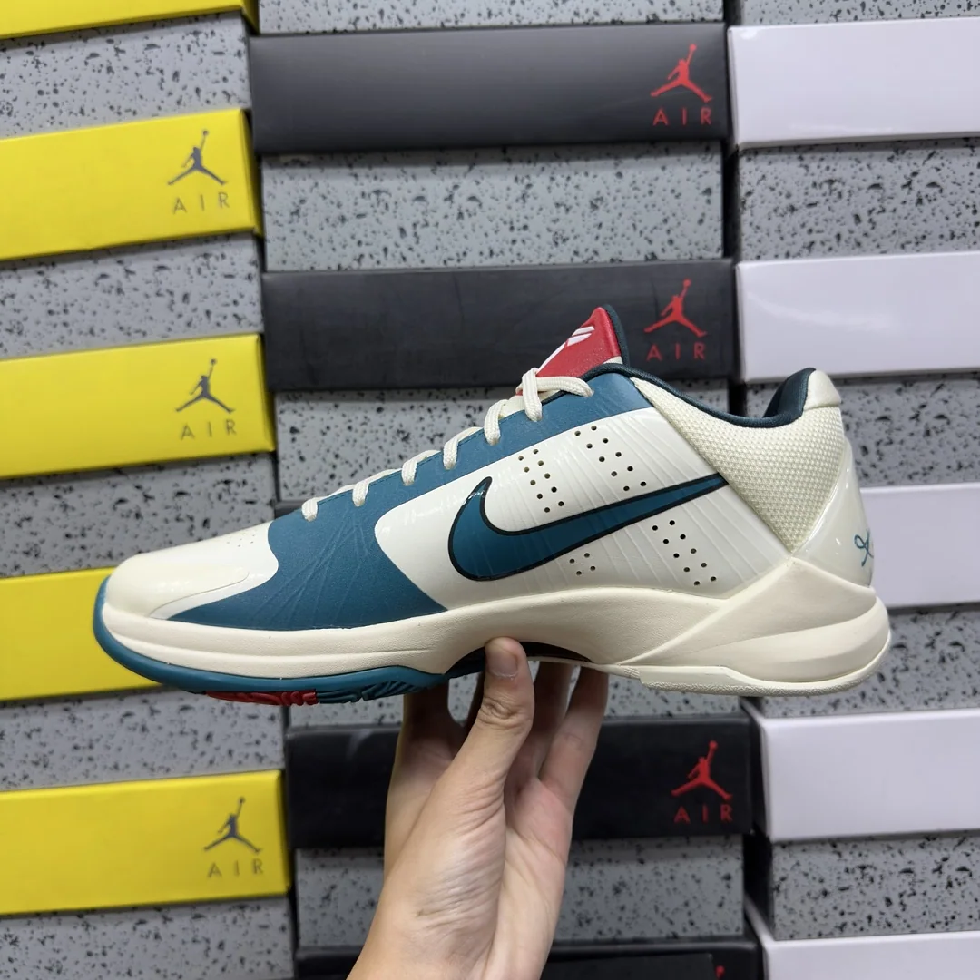 나이키 [GX] 코비 5 프로트로 IZ1852-100 201739 Nike Kobe 5 Protro Caitlin Clark Coconut 상세 이미지 6
