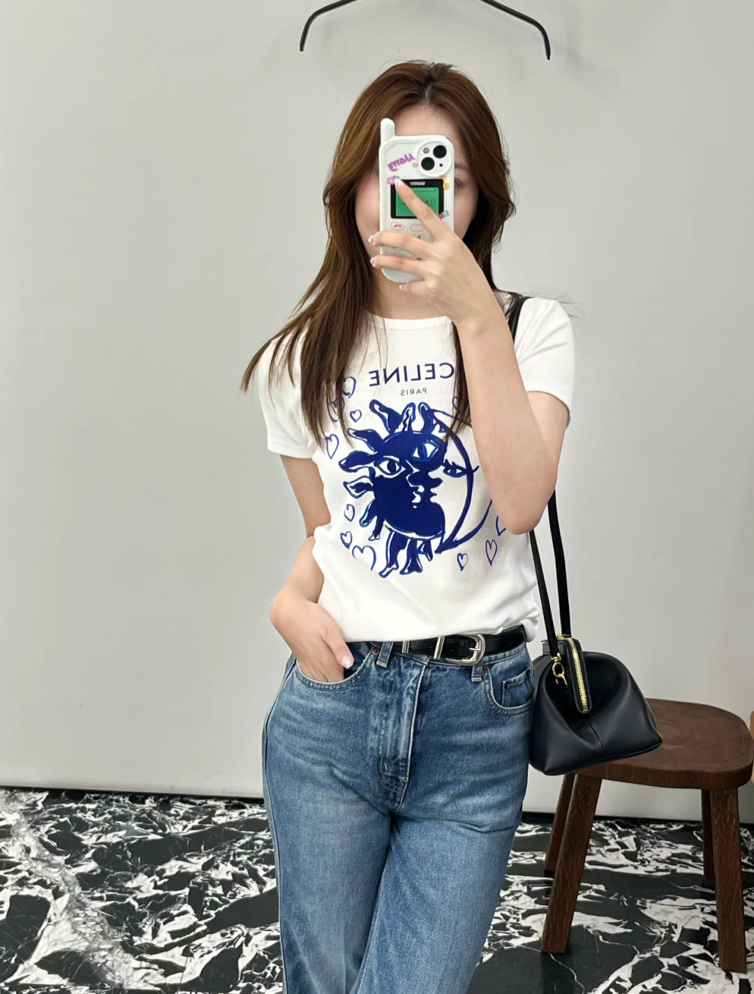 셀린느 하트 그래피티 프린트 반팔 티셔츠 상세 이미지 8