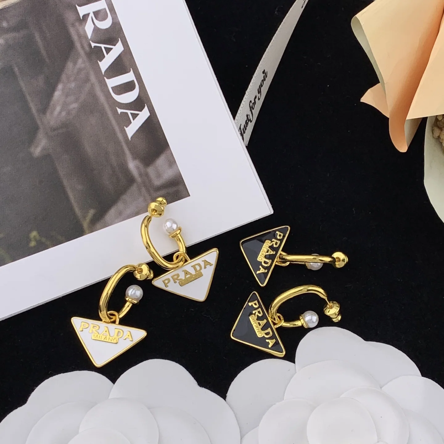 프라다 귀걸이 71454 Prada Earrings 상세 이미지 5