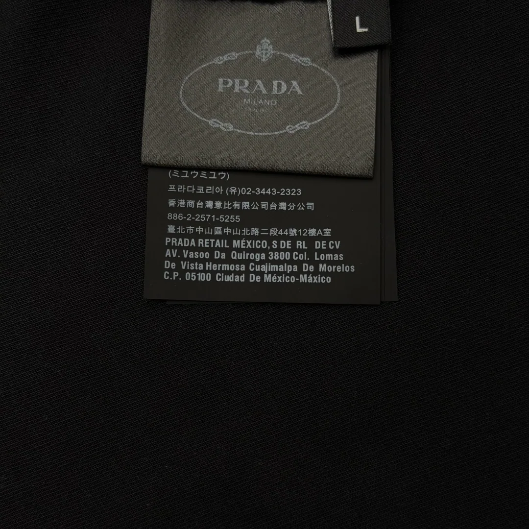 프라다 자수 로고 면 크루넥 남성 반팔 티셔츠 상세 이미지 9