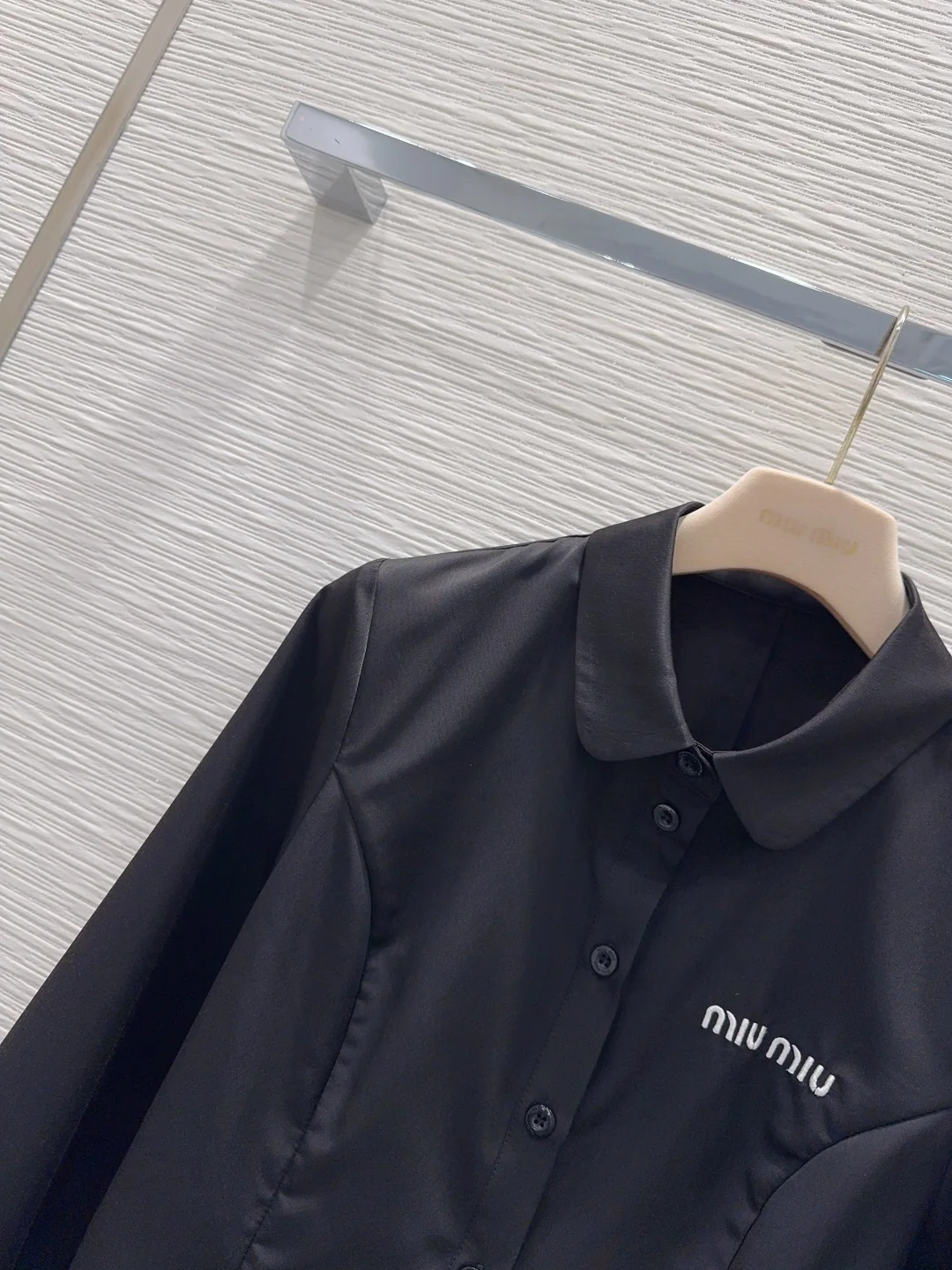 미우미우 2026 SS 여성 셔츠 97218 Miu Miu Shirt 상세 이미지 3
