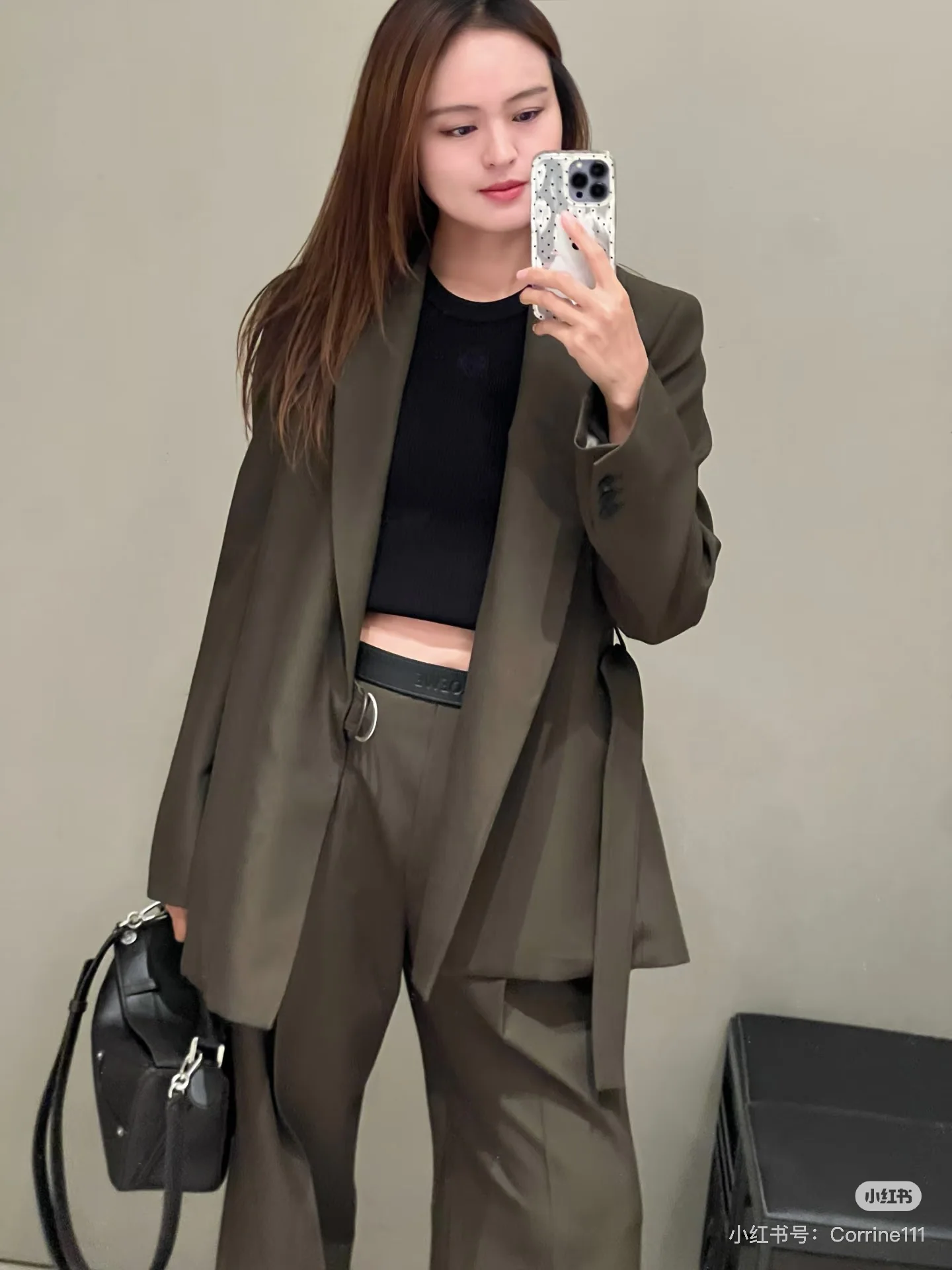 로에베 슬림핏 블랙 수트 세트 상세 이미지 4
