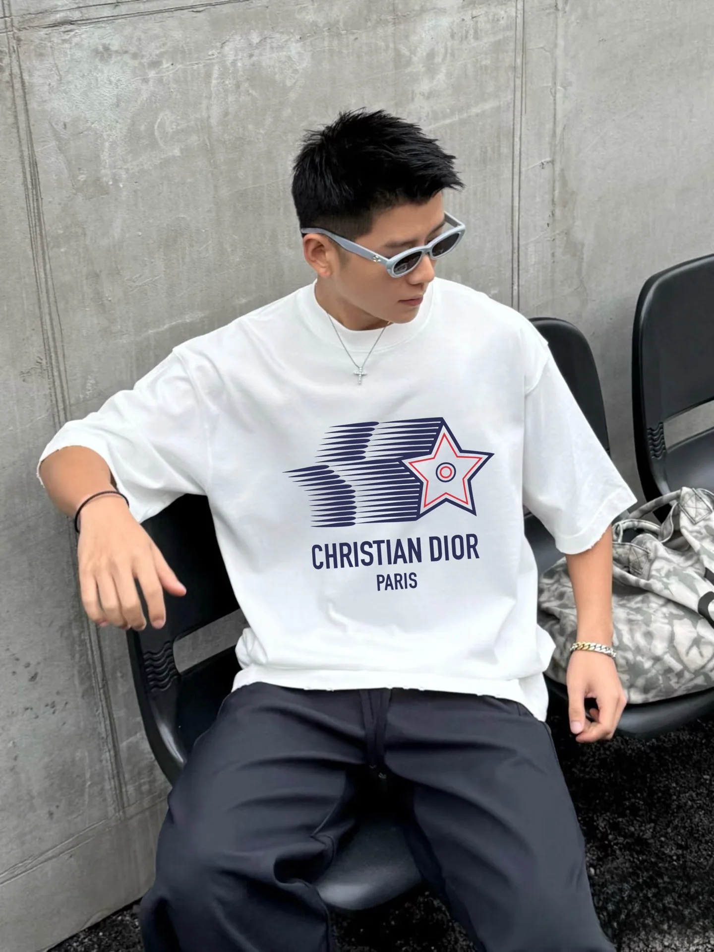 디올 오각별 무늬 반팔 셔츠 상세 이미지 2